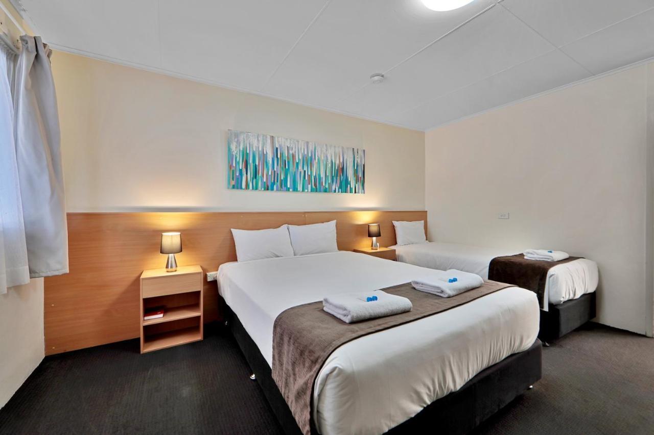 Oscar Motel Bundaberg Buitenkant foto