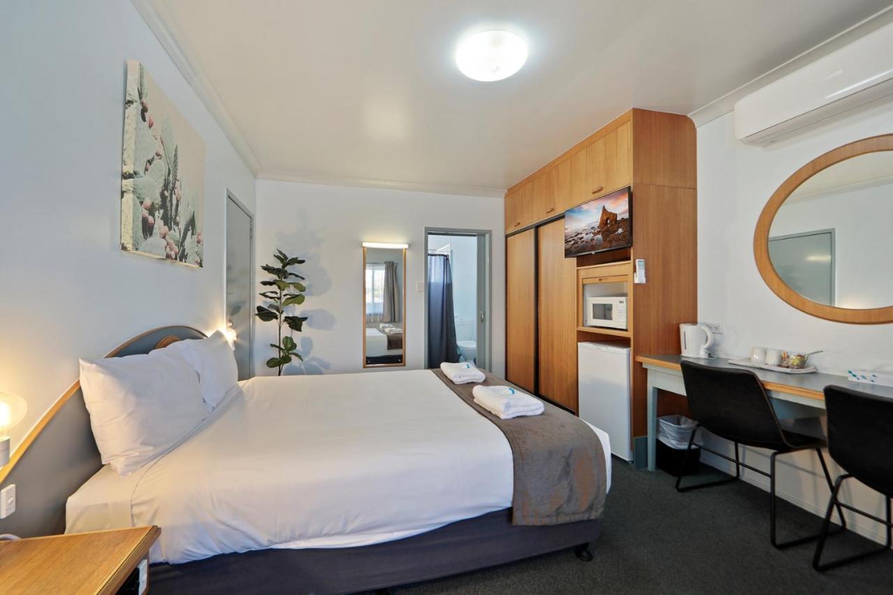 Oscar Motel Bundaberg Buitenkant foto