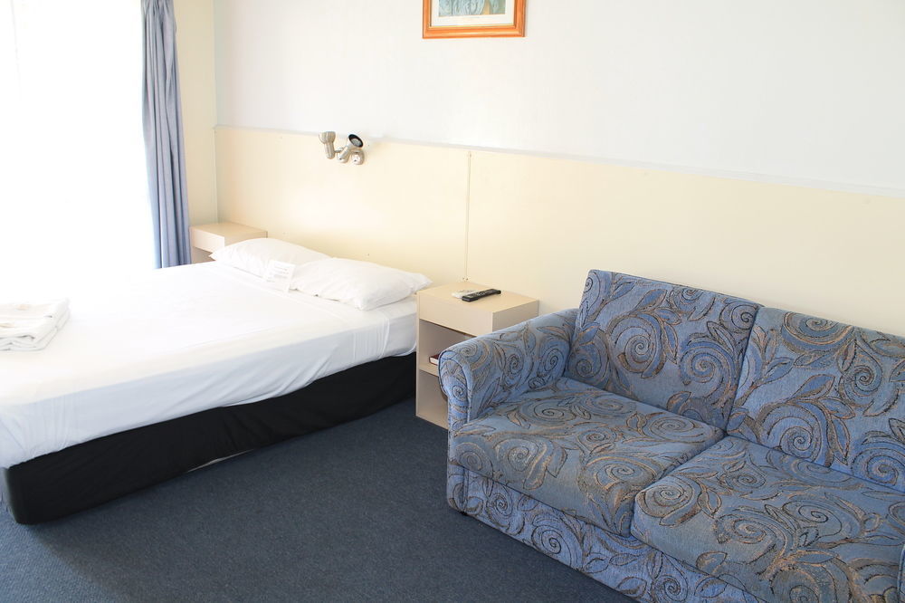 Oscar Motel Bundaberg Buitenkant foto