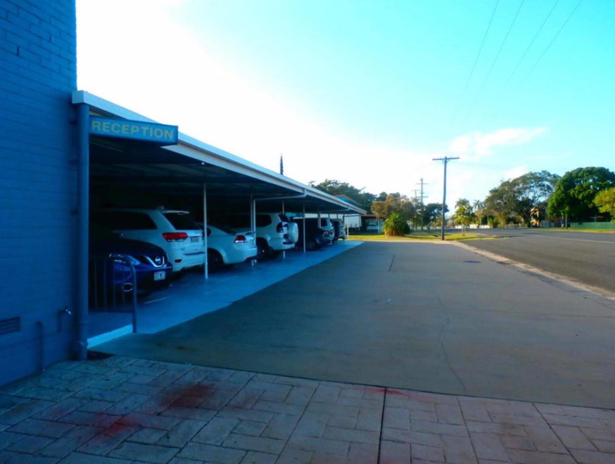 Oscar Motel Bundaberg Buitenkant foto