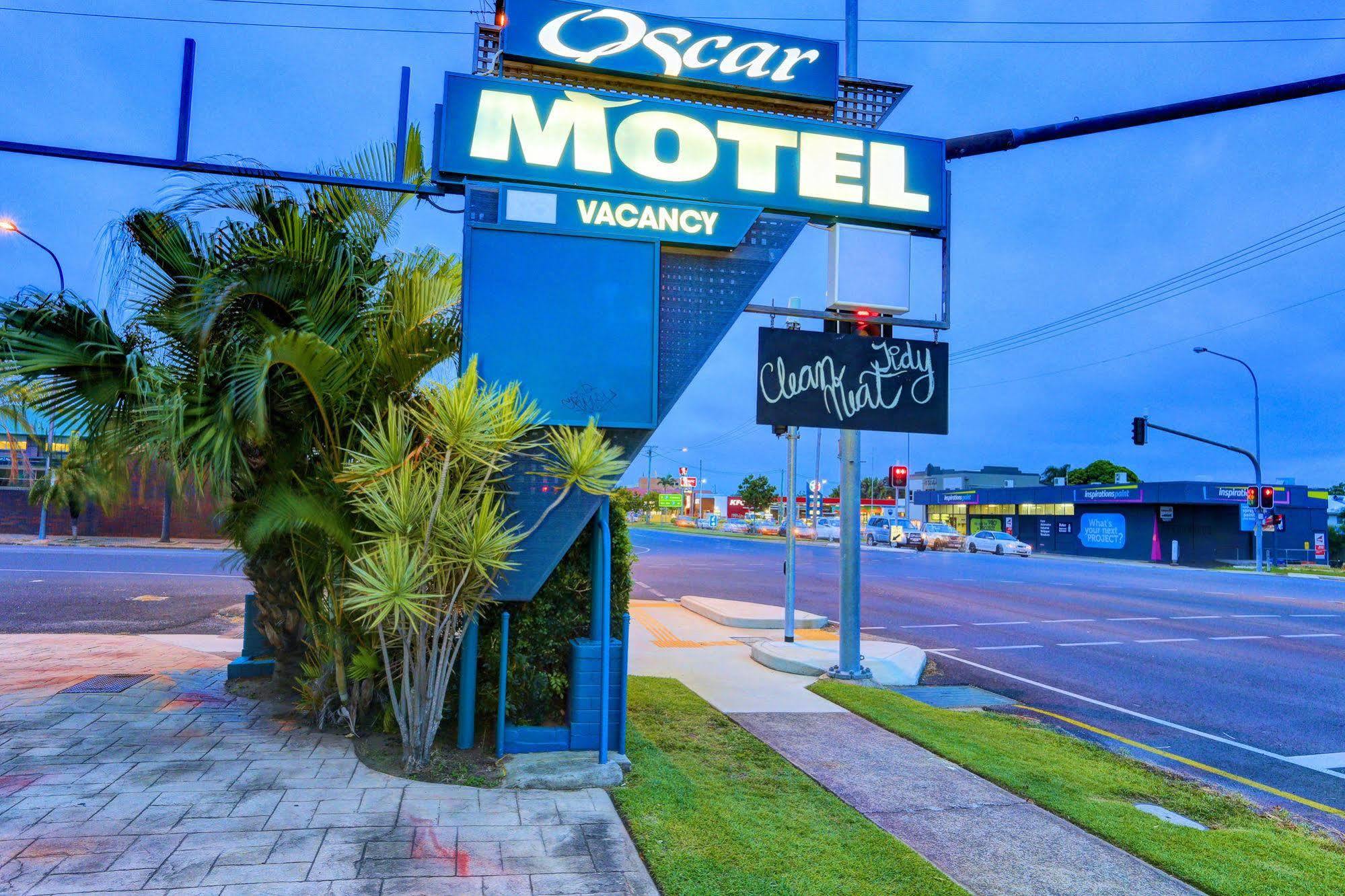 Oscar Motel Bundaberg Buitenkant foto