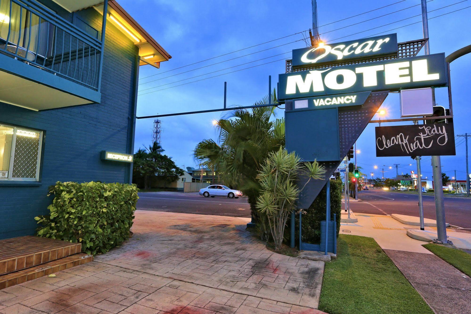 Oscar Motel Bundaberg Buitenkant foto