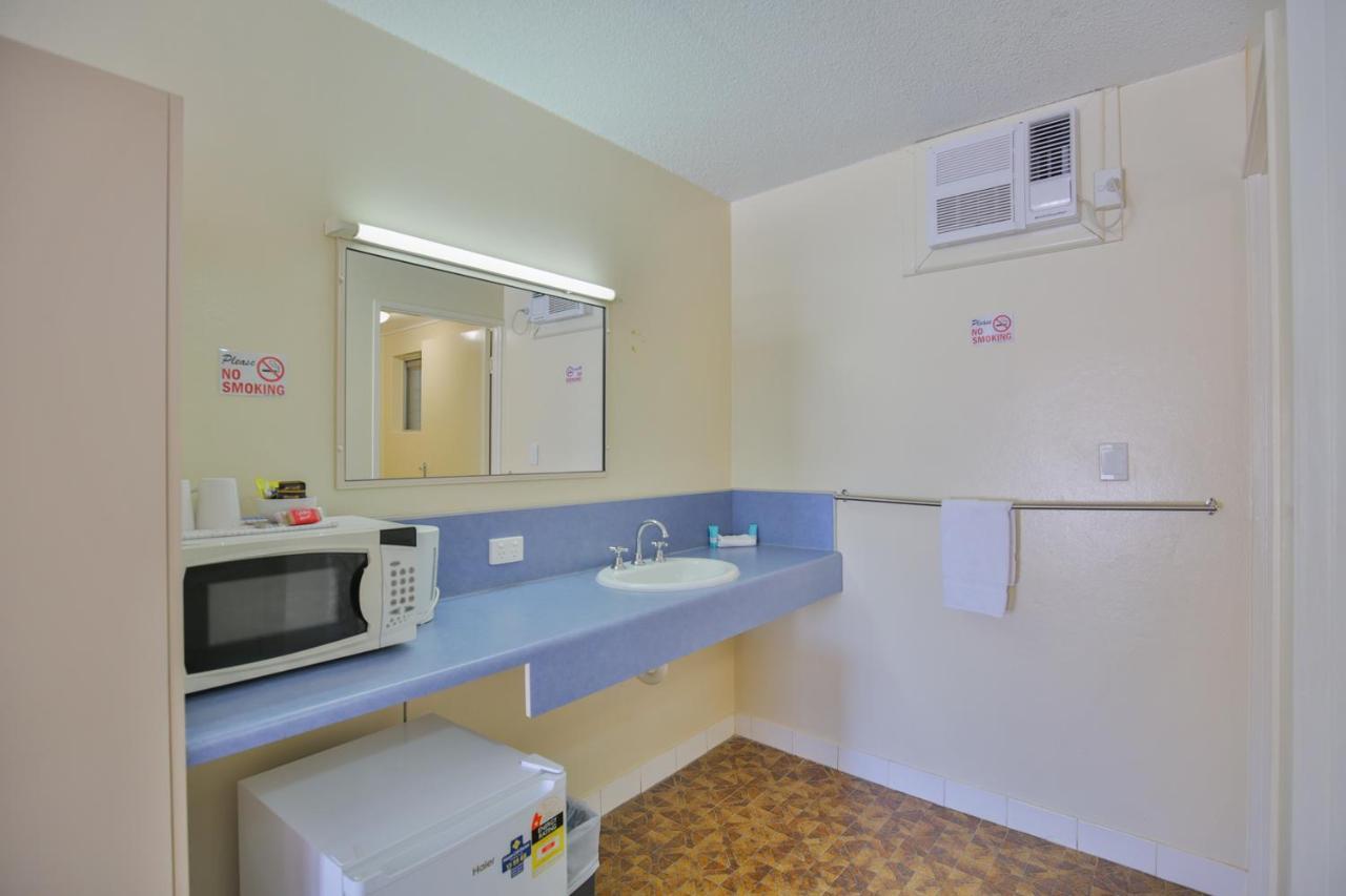 Oscar Motel Bundaberg Buitenkant foto